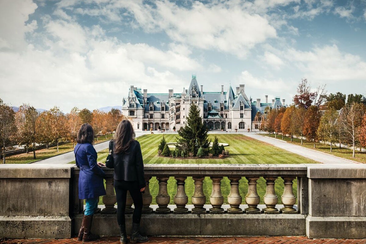 Celebrate the season in Biltmore® holiday style