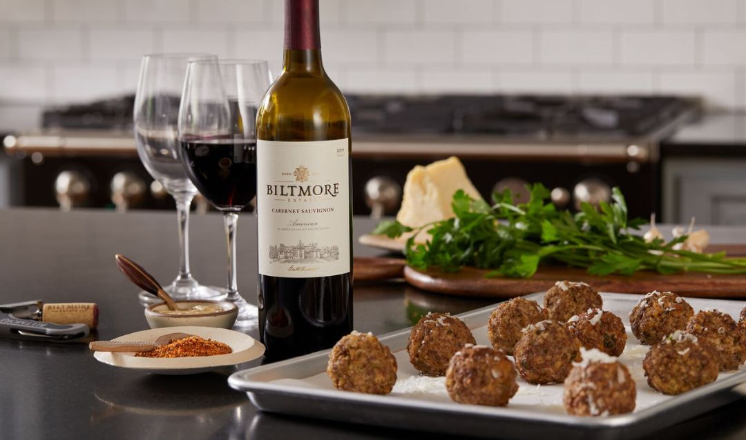 Classic Meatballs with Red Wine