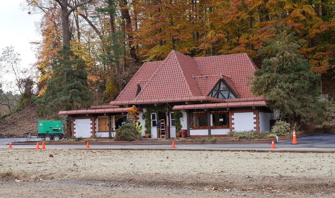 Gate House Gift Shop undergoing repairs at the estate's main entrance.